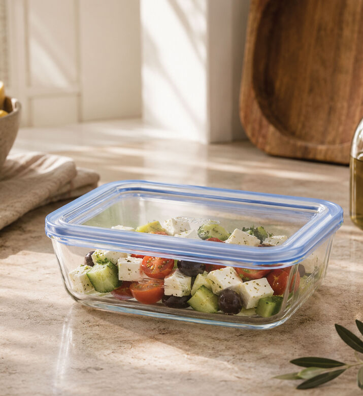 Pyrex Glass Rectangular Food Container, Packshot View