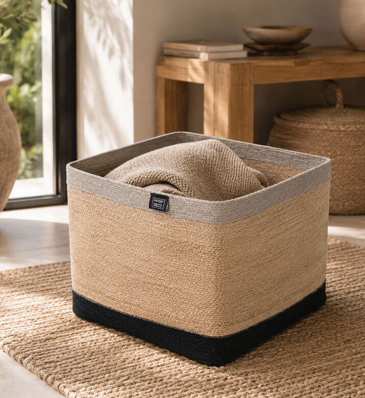 Home Deco and More Grismy Seagrass Basket, Multicolor, 32x36x28-cm, Packshot View