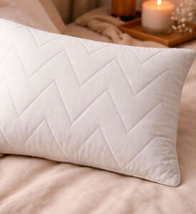 Home Deco and More Cotton Padded Pillowcase, Packshot View