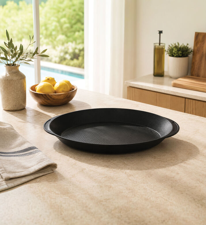 Risoli Cast Aluminum Oval Fish Pan, Black, Packshot View