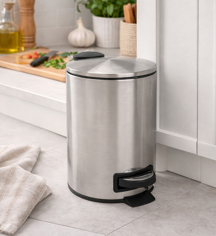 Home Deco and More Stainless Steel Torno Soft Close Pedal Bin, Silver, 5000-ml, Packshot View