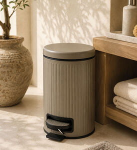Home Deco and More Iron Foot Pedal Bin, Brown, Packshot View