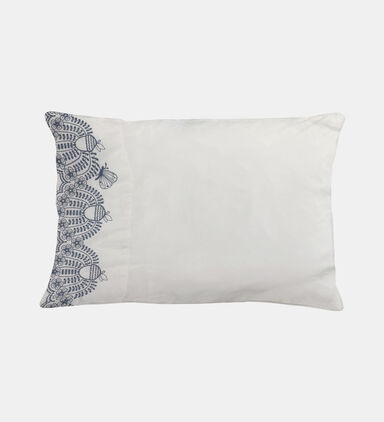 Acorn Embroidered Throw Vacuumed And Filled Cushion