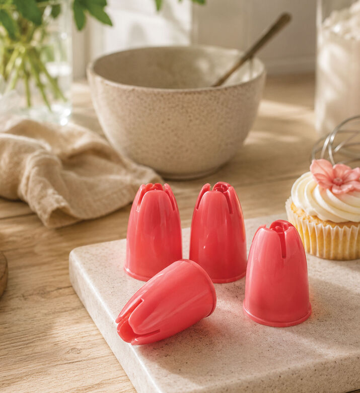 Trudeau Plastic Drop Flower Tips 4-piece Set, Packshot View