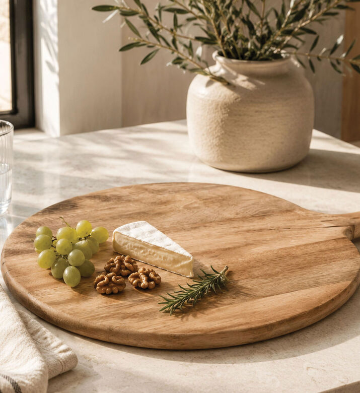 Home Deco and More Side Handle Round Plate, Packshot View