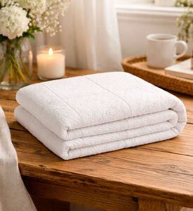 Home Deco and More Yasmine Quilted Cotton Blanket, White, 220x240-cm, Packshot View