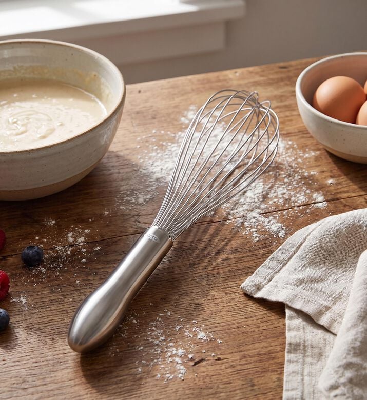 Oxo Stainless Steel Balloon Whisk, Packshot View
