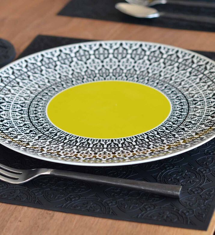 Images D'Orient Safra Porcelain Platter, Packshot View
