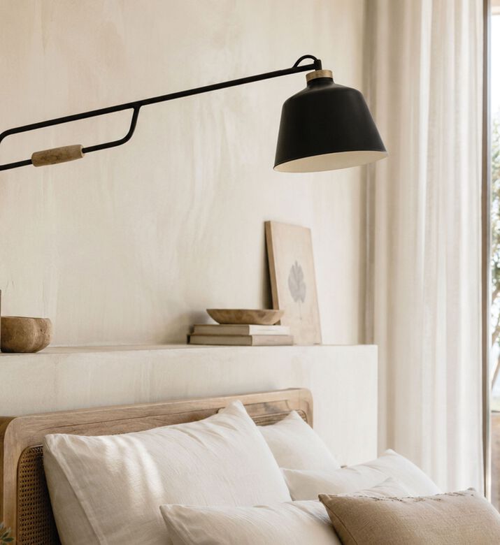 Light and Living Banu Matt Wall Lamp, Packshot View