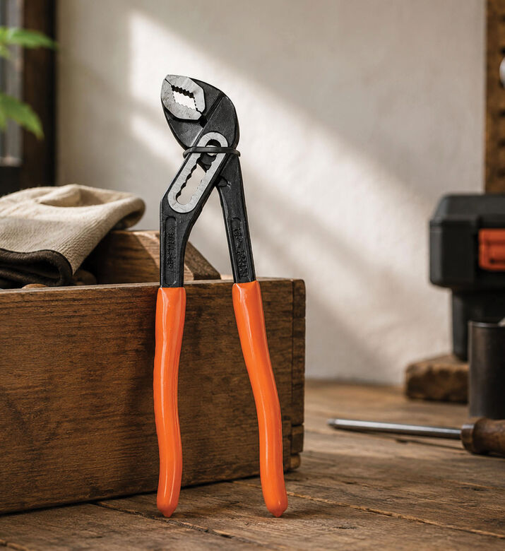 Home Deco and More Carbon Steel Water Pump Plier, Packshot View