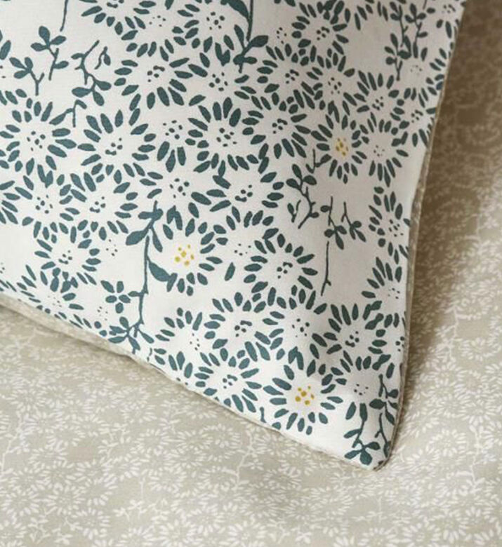Xari Cotton Satin Bed Set
