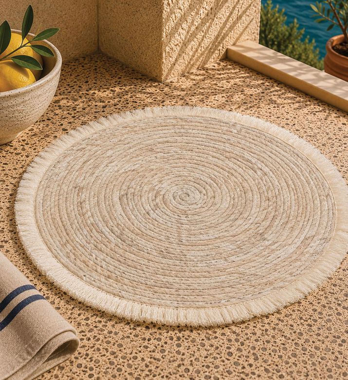 Home Deco and More Cattail Leaf Textured Round Placemat, Packshot View