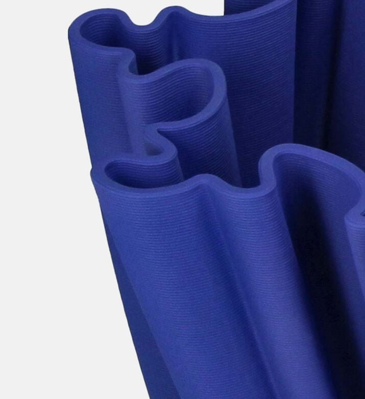 Decorative Porcelain Vase Decorative Porcelain Vase