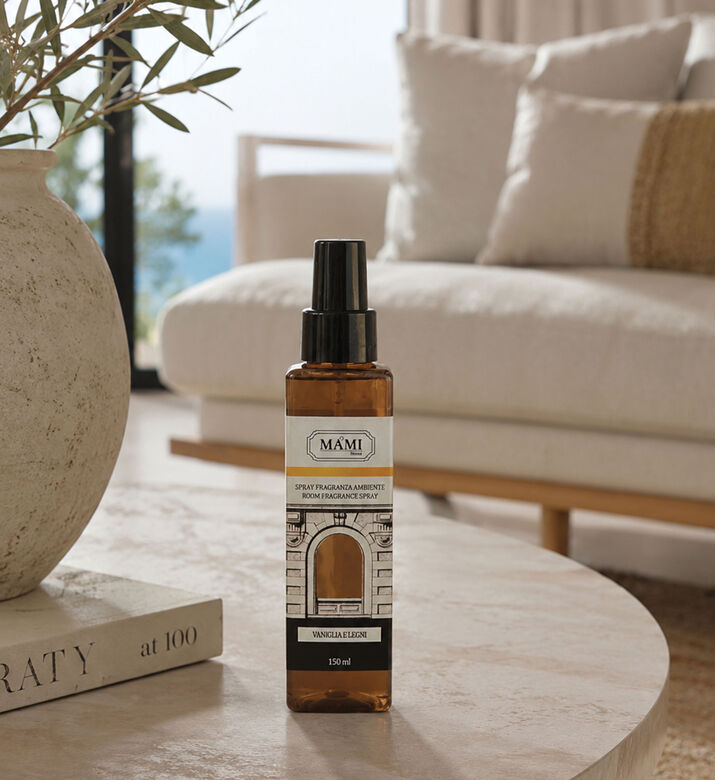 Baci Milano Vanilla And Wood Room Fragrance, Packshot View