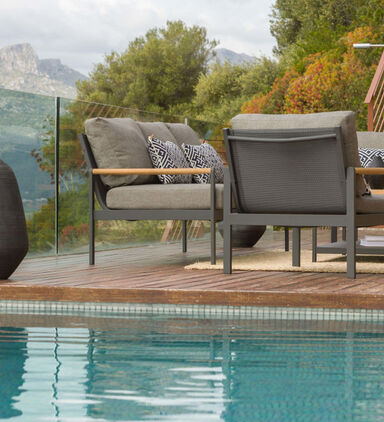 Amber Teak Wood Salon Set