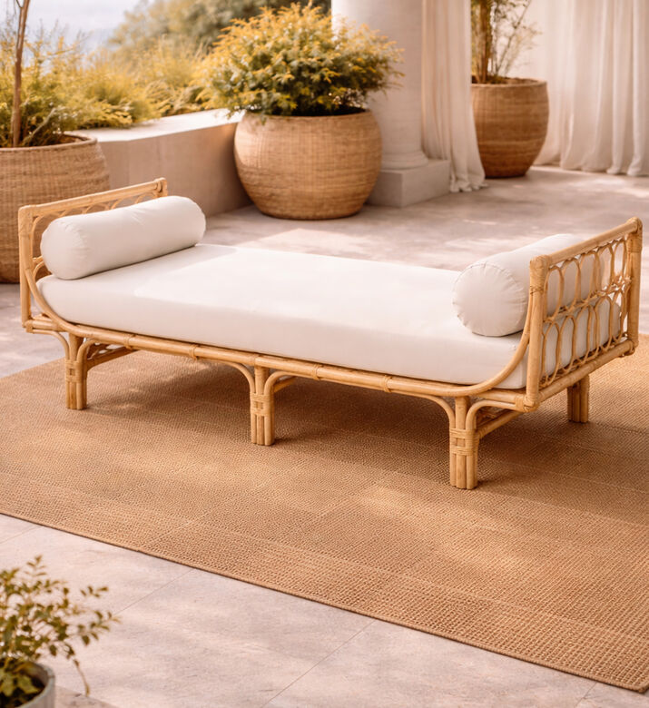 Home Deco and More Charmella Rattan Polished Daybed, Packshot View