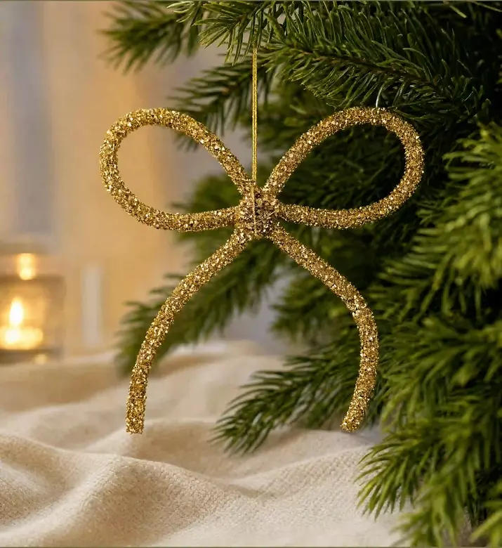Shishi Diamond Beads Bow Ornament, Gold, 13-cm, Model View