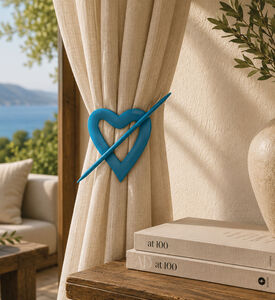 Golfino Heart Wooden Tie-back, Packshot View