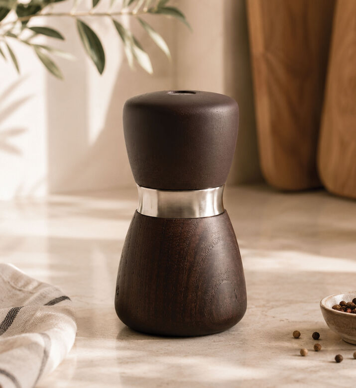 Crush Grind Kyoto Oak Wood Stainless Ring Mill, Packshot View