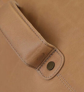 Home Deco and More Franklin Antique Leather Pour Armchair, Natural, Packshot View