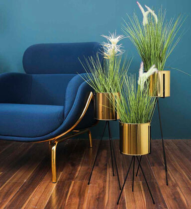 Metal Standing Flowerpot