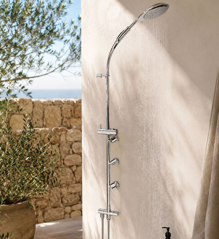 MTK Brass Shower Ramp, Packshot View