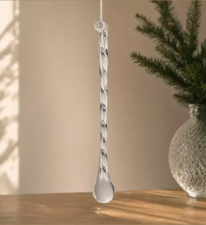 Shishi Twisted Transparent Glass Drop, Model View