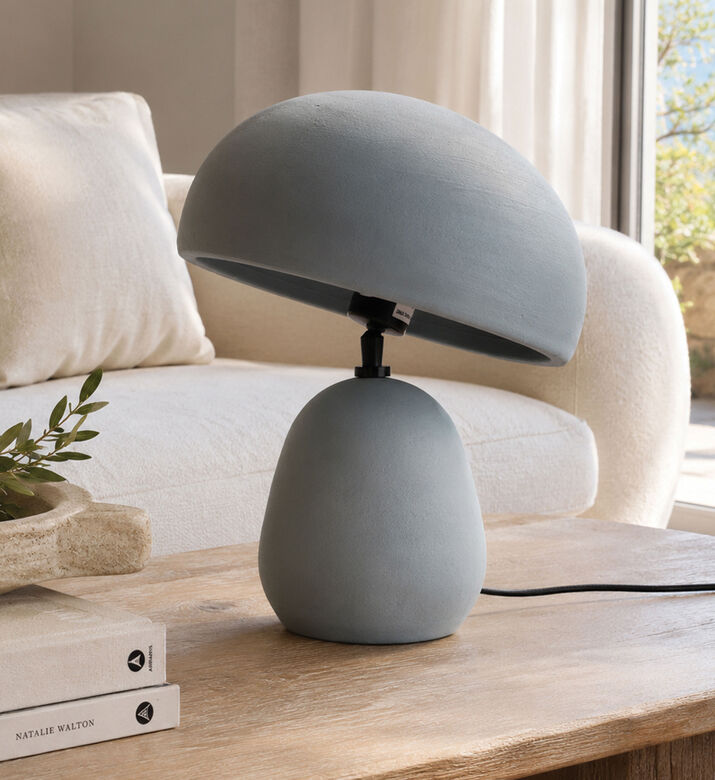 Home Deco and More Kumaar Iron Terracotta Table Lamp, Packshot View