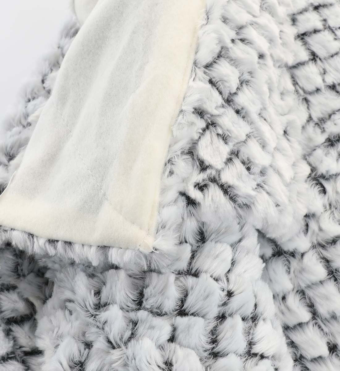 Baikal Snake Print Throw Blanket