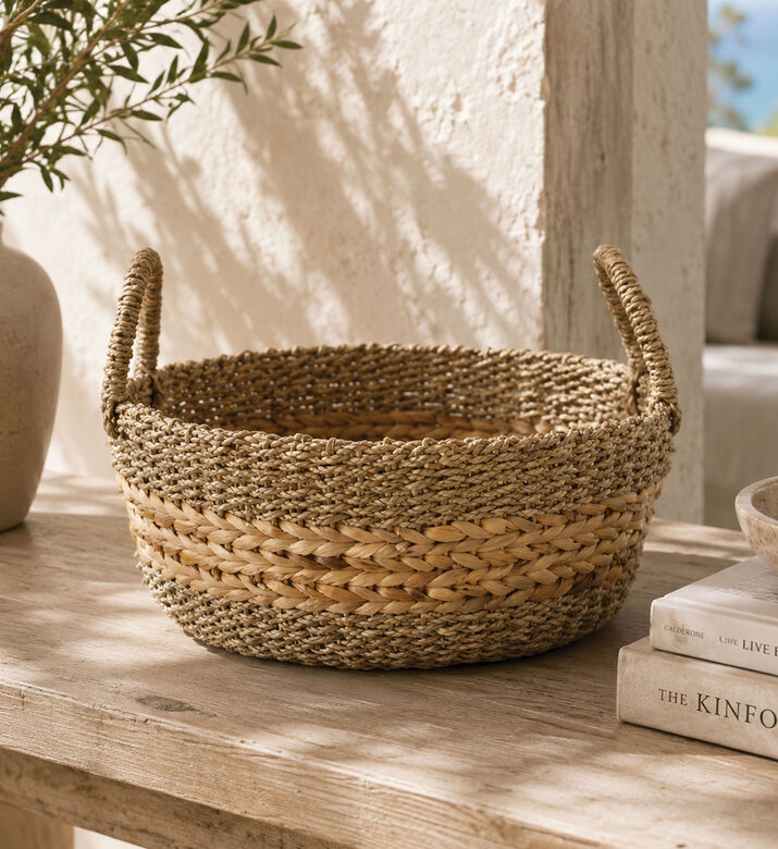 Home and Styling Seagrass Handled Baskets, Brown, 20-cm, Packshot View