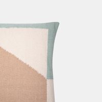 Rodro Woven Filler-vacuum Cushion