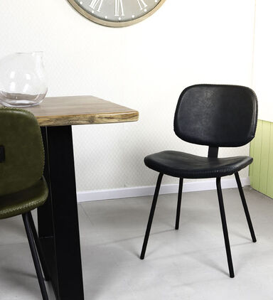 Wide Back Mappo Chair