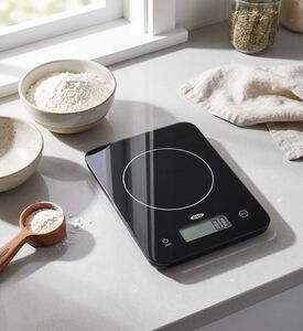Oxo Good Grips Everyday Glass Food Scale, Packshot View