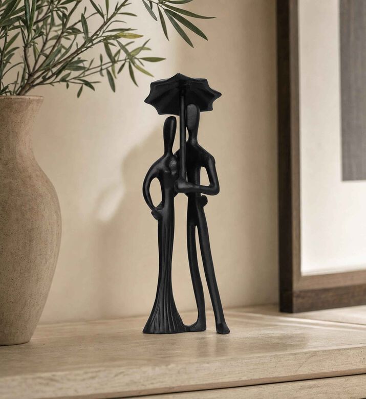 Home Deco and More Couple Umbrella Figurine Sculpture, Model View