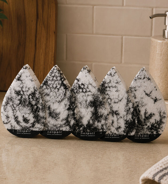 Atelier du Vin Toile De Jouy 5-piece Aerators Set, Packshot View