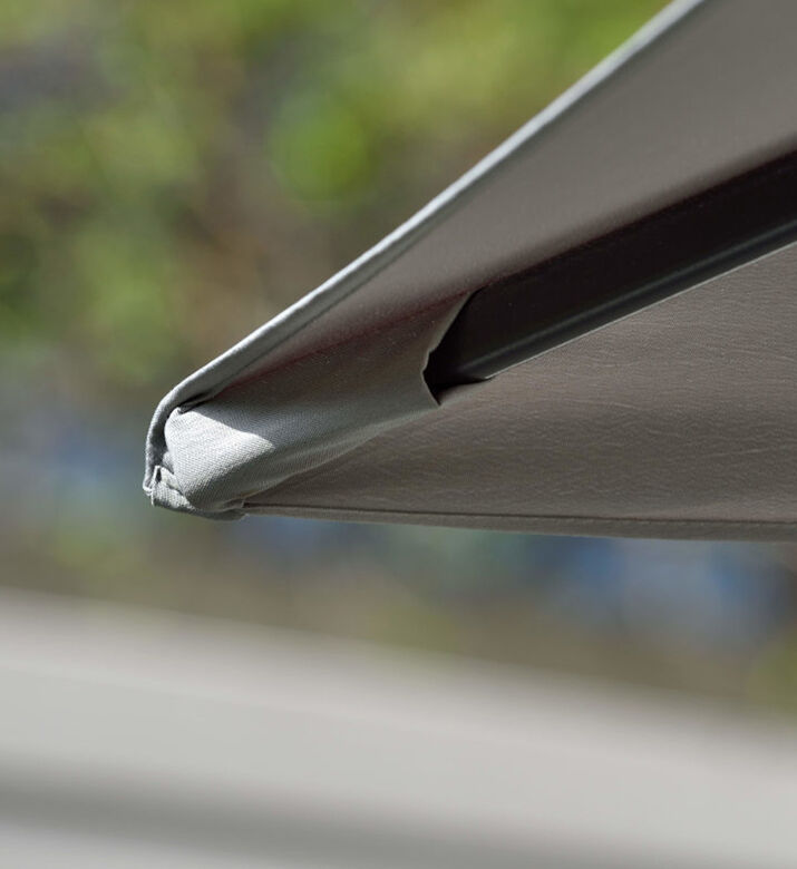 Amber Side Shade Parasol