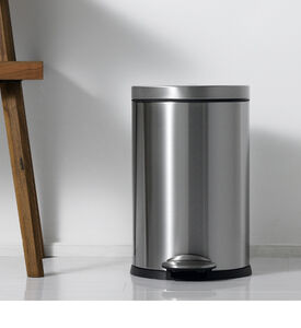 Luna Stainless Steel Pedal Bin 12 Litres