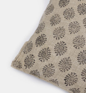 Home Deco and More Lariya Handloom Cotton Filled And Vaccumed Cushion, Packshot View