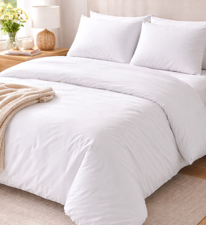Home Deco and More Satin Duvet Cover, White, 240x260-cm, Packshot View