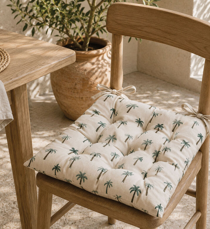 Home Deco and More Palm-print Seat Cushion, Packshot View