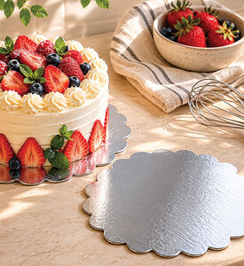 La Cucina Plastic Flower-shape Platter, Packshot View